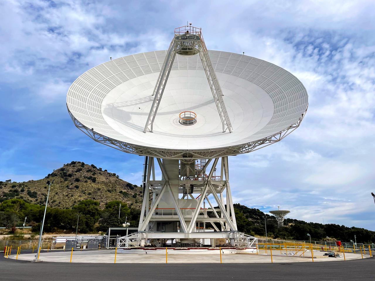 NASA erweitert Deep Space Network mit neuer Antenne in Kalifornien